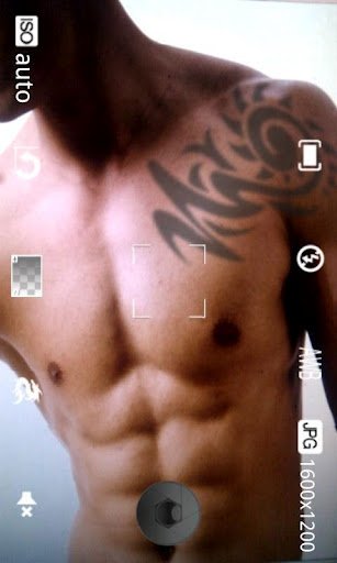 TattooCam: Virtual Tattoo - добавляем татуировки на фото